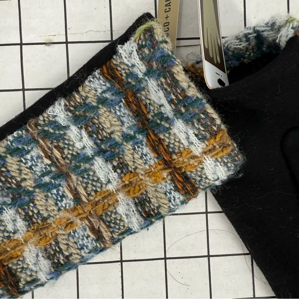 Coco + Carmen colorful Tweed plaid touchscreen Gloves OS